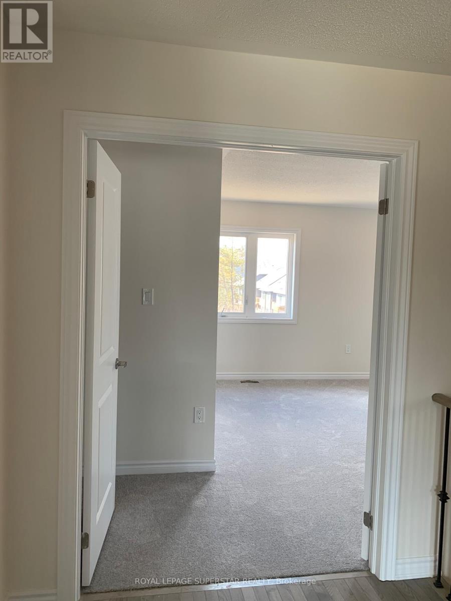 49 Eberhardt Drive, Wasaga Beach, Ontario  L9Z 0K5 - Photo 14 - S12661518