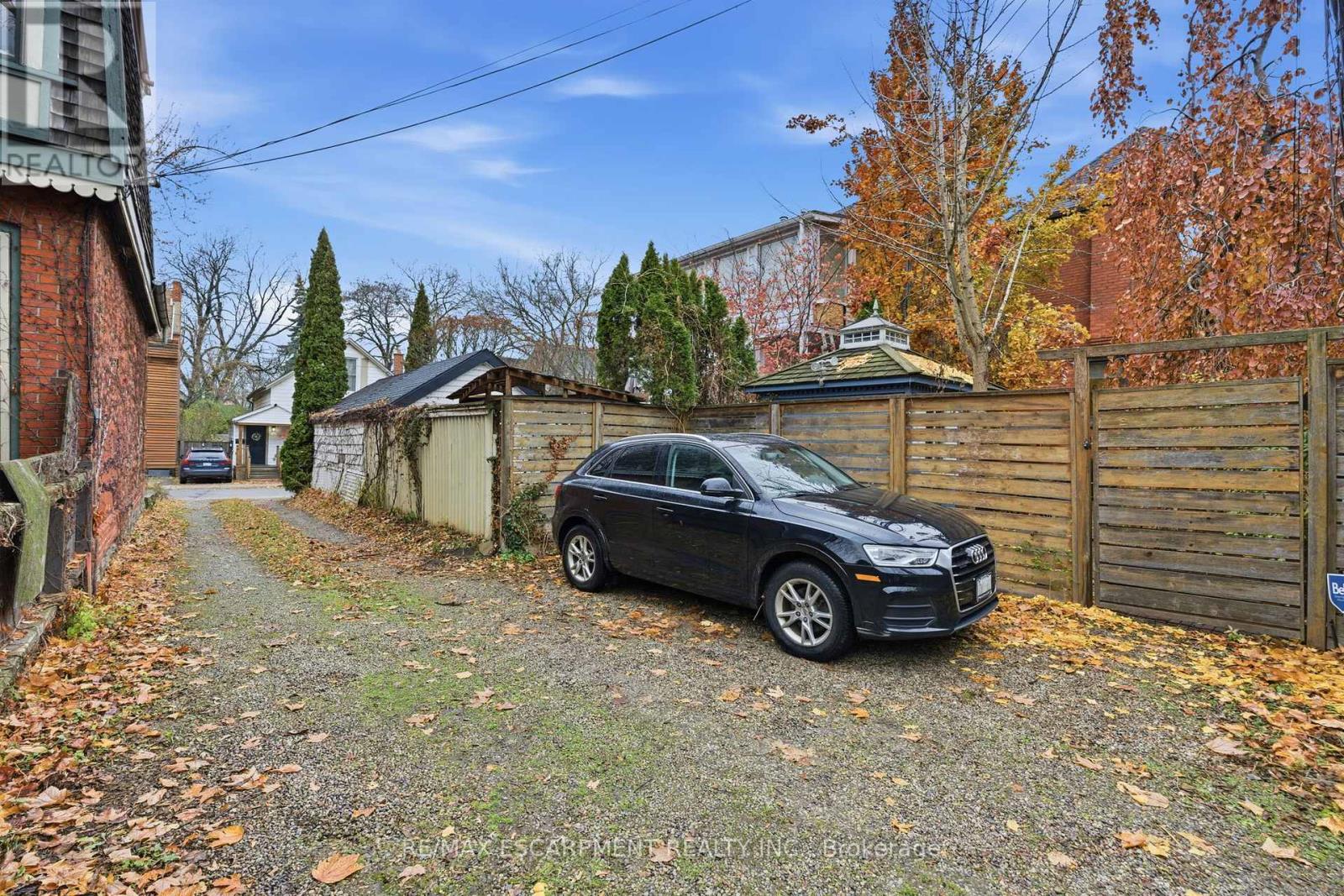 141 Markland Street, Hamilton, Ontario  L8P 2K3 - Photo 47 - X12585622