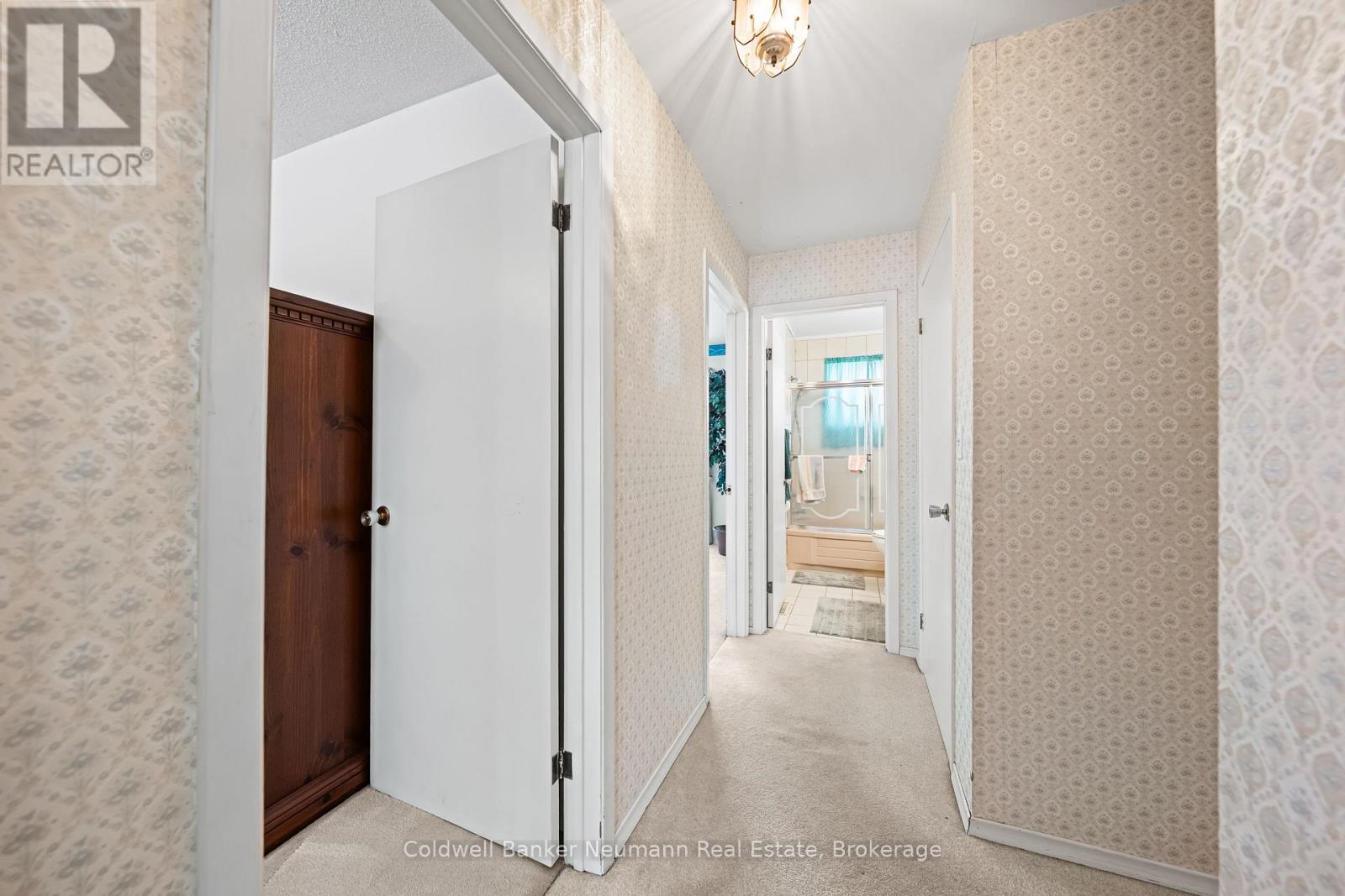 320 Elora Street, Centre Wellington, Ontario  N1M 1Y8 - Photo 18 - X12712340