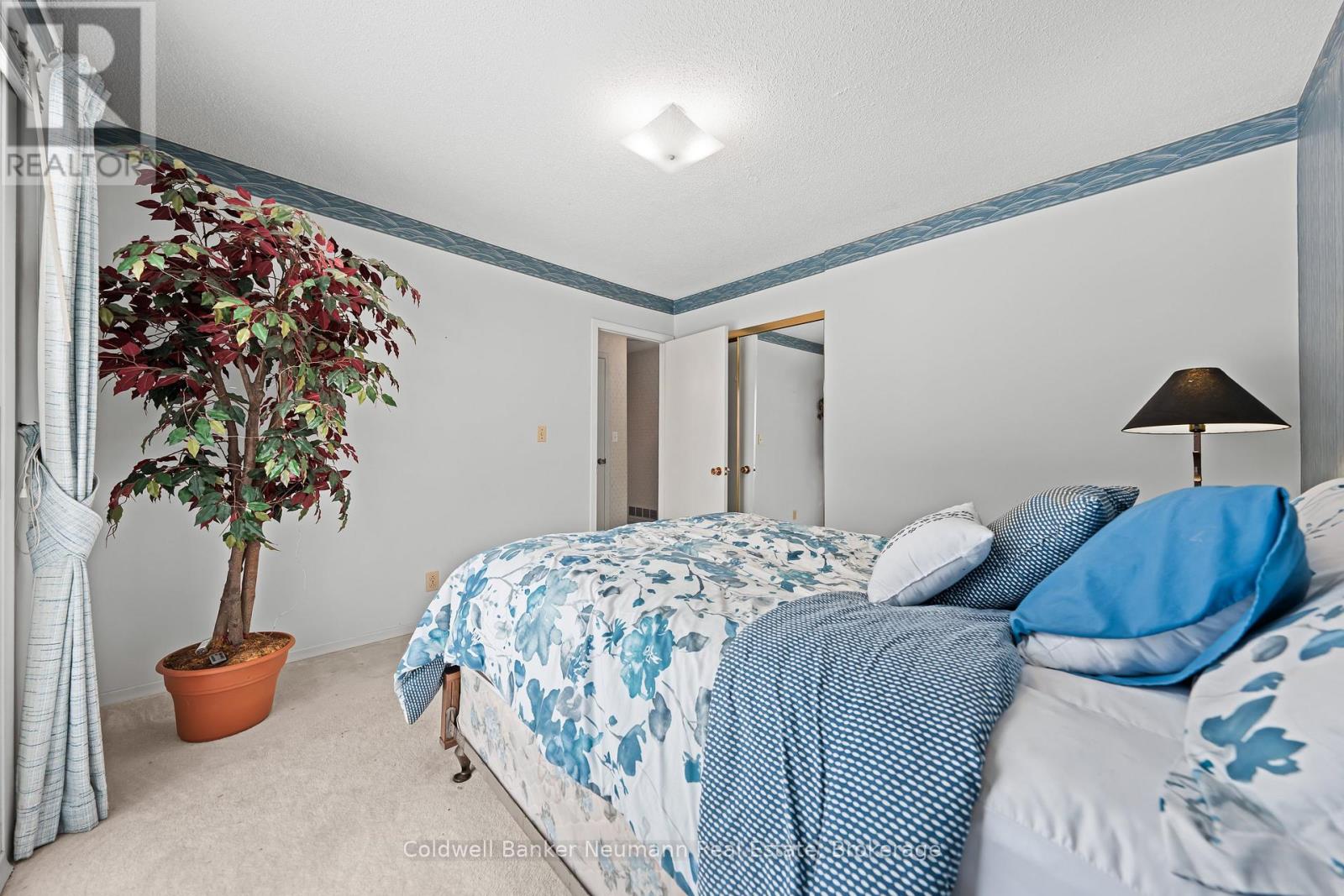 320 Elora Street, Centre Wellington, Ontario  N1M 1Y8 - Photo 24 - X12712340