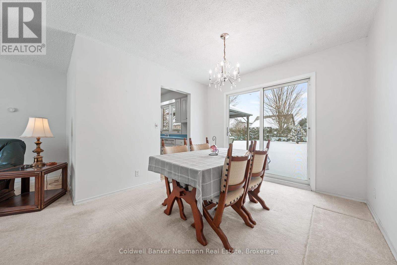 320 Elora Street, Centre Wellington, Ontario  N1M 1Y8 - Photo 8 - X12712340