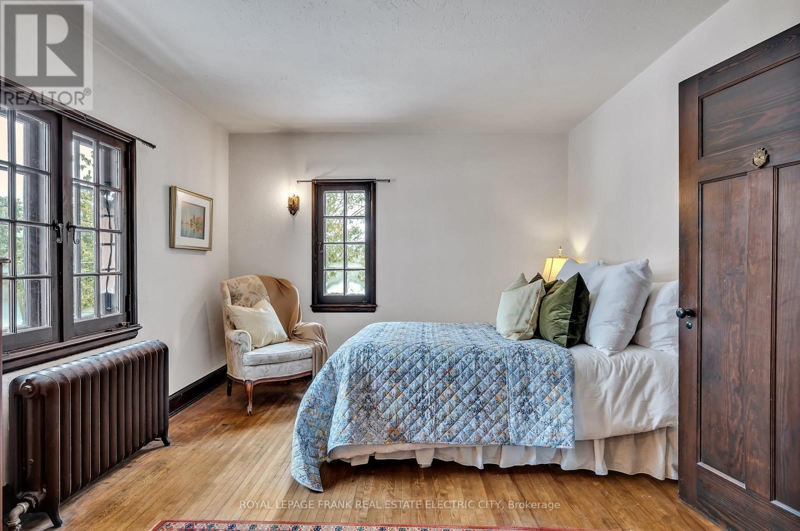 82 Dublin Street, Peterborough, Ontario K9H 3A9 - Photo 25 - X12712382