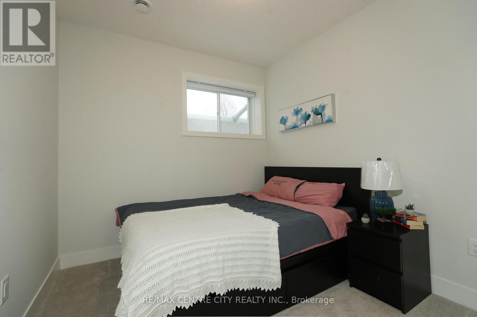 6 - 925 Deveron Crescent, London South, Ontario  N5Z 5A4 - Photo 11 - X12712300