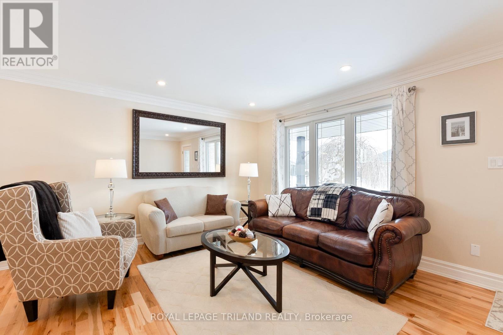 53 Edgewell Crescent, Central Elgin, Ontario  N5P 4K9 - Photo 2 - X12712374