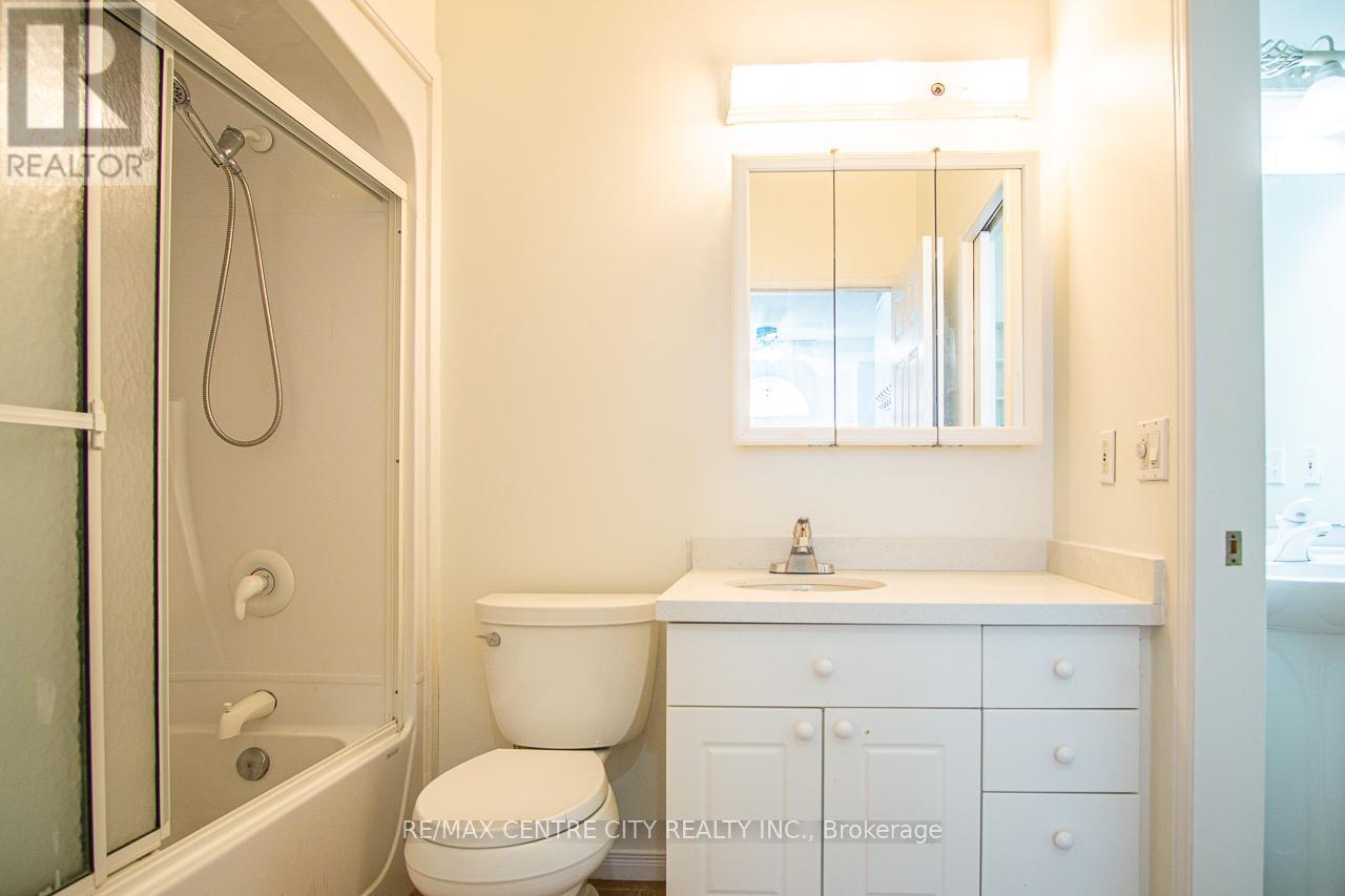 25 - 1555 Highbury Avenue N, London East, Ontario  N5Y 5R2 - Photo 11 - X12712388