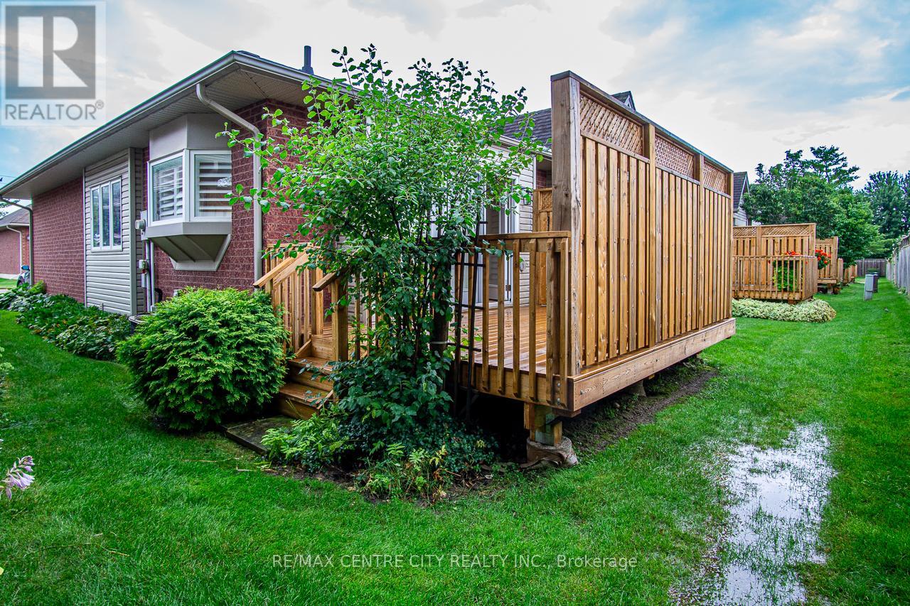 25 - 1555 Highbury Avenue N, London East, Ontario  N5Y 5R2 - Photo 41 - X12712388