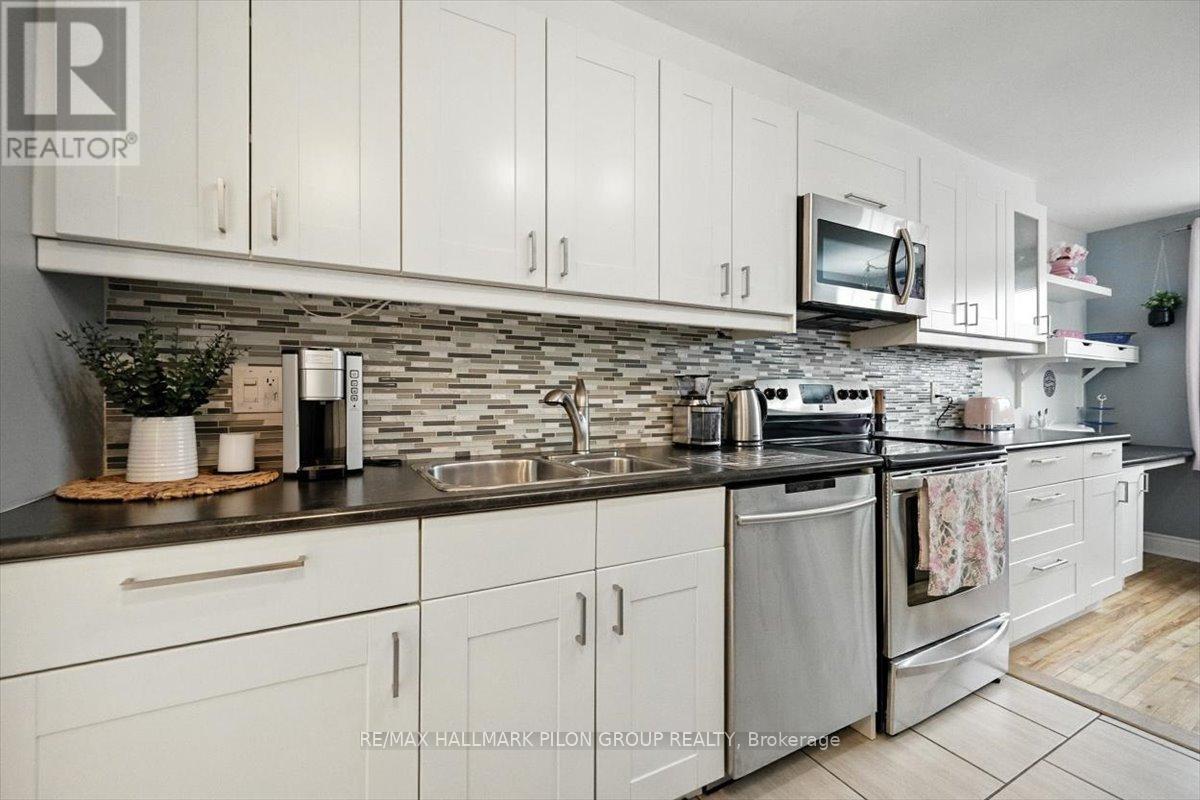 81a - 758 St. Andre Drive, Ottawa, Ontario  K1C 4S4 - Photo 8 - X12712408