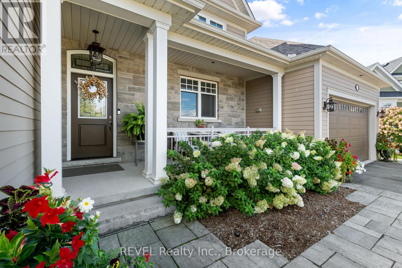 69 Butlers Drive, Fort Erie (Ridgeway), Ontario  L0S 1N0 - Photo 3 - X12712334