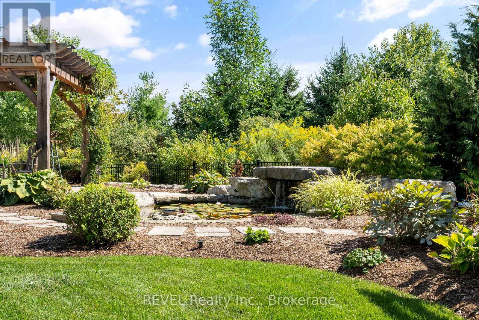 69 Butlers Drive, Fort Erie (Ridgeway), Ontario  L0S 1N0 - Photo 38 - X12712334