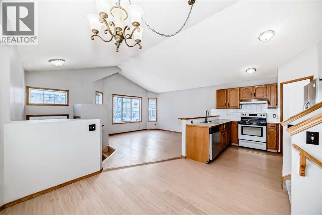 152 Saddlecreek Terrace Ne, Calgary, Alberta  T3J 4A6 - Photo 9 - A2280465