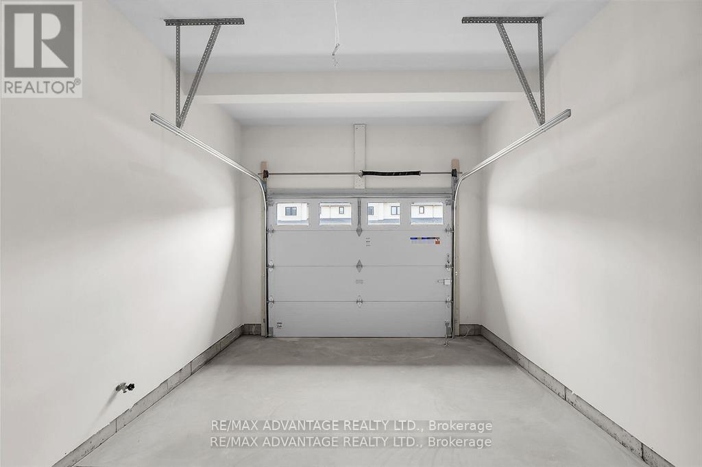 107 Cortland Terrace, St. Thomas, Ontario  N5R 0P8 - Photo 19 - X12707892