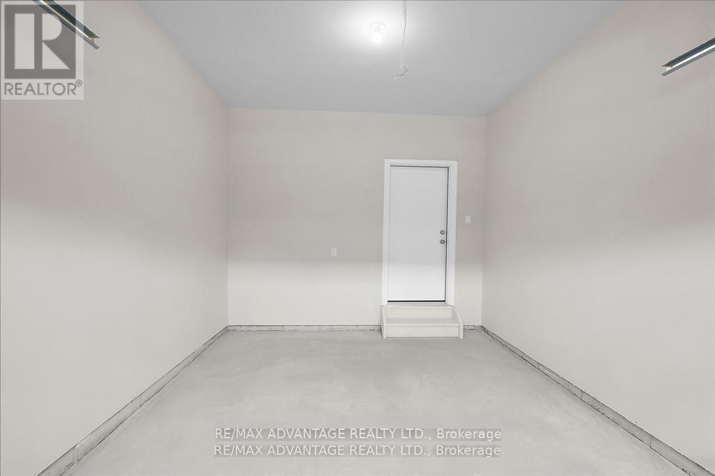 107 Cortland Terrace, St. Thomas, Ontario  N5R 0P8 - Photo 20 - X12707892