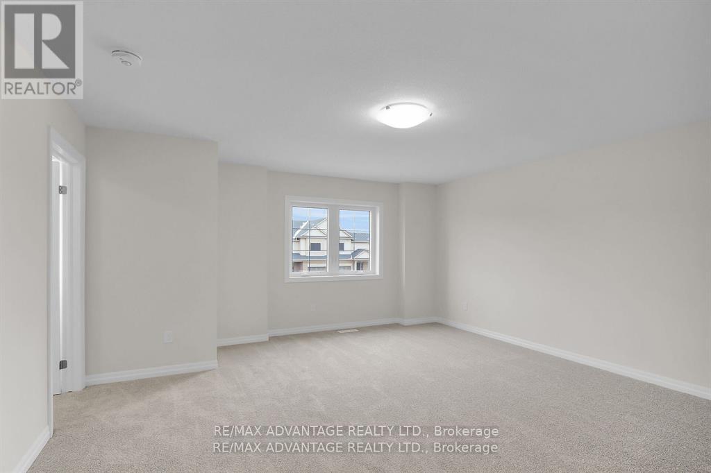 107 Cortland Terrace, St. Thomas, Ontario  N5R 0P8 - Photo 9 - X12707892