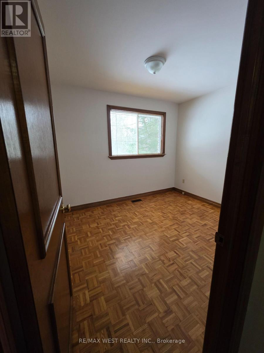 B - 23 Connie Drive, Tiny, Ontario  L0L 2T0 - Photo 7 - S12711322