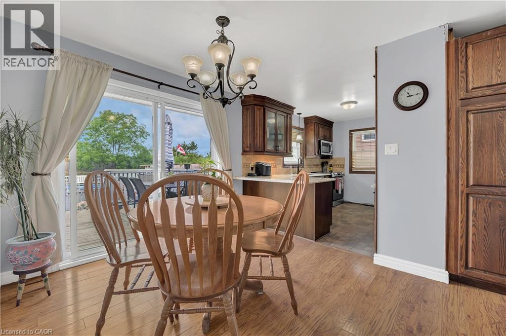 446 East 36th Street, Hamilton, Ontario  L8V 4A5 - Photo 11 - 40761310