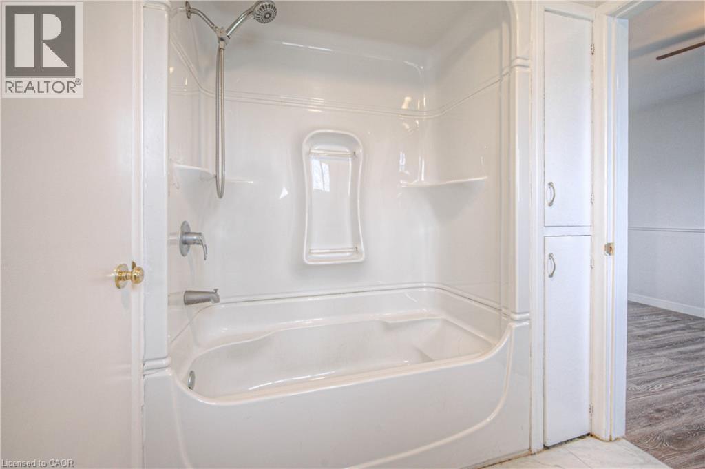 2300 Fountain Street N, Cambridge, Ontario  N3H 4R7 - Photo 16 - 40796204