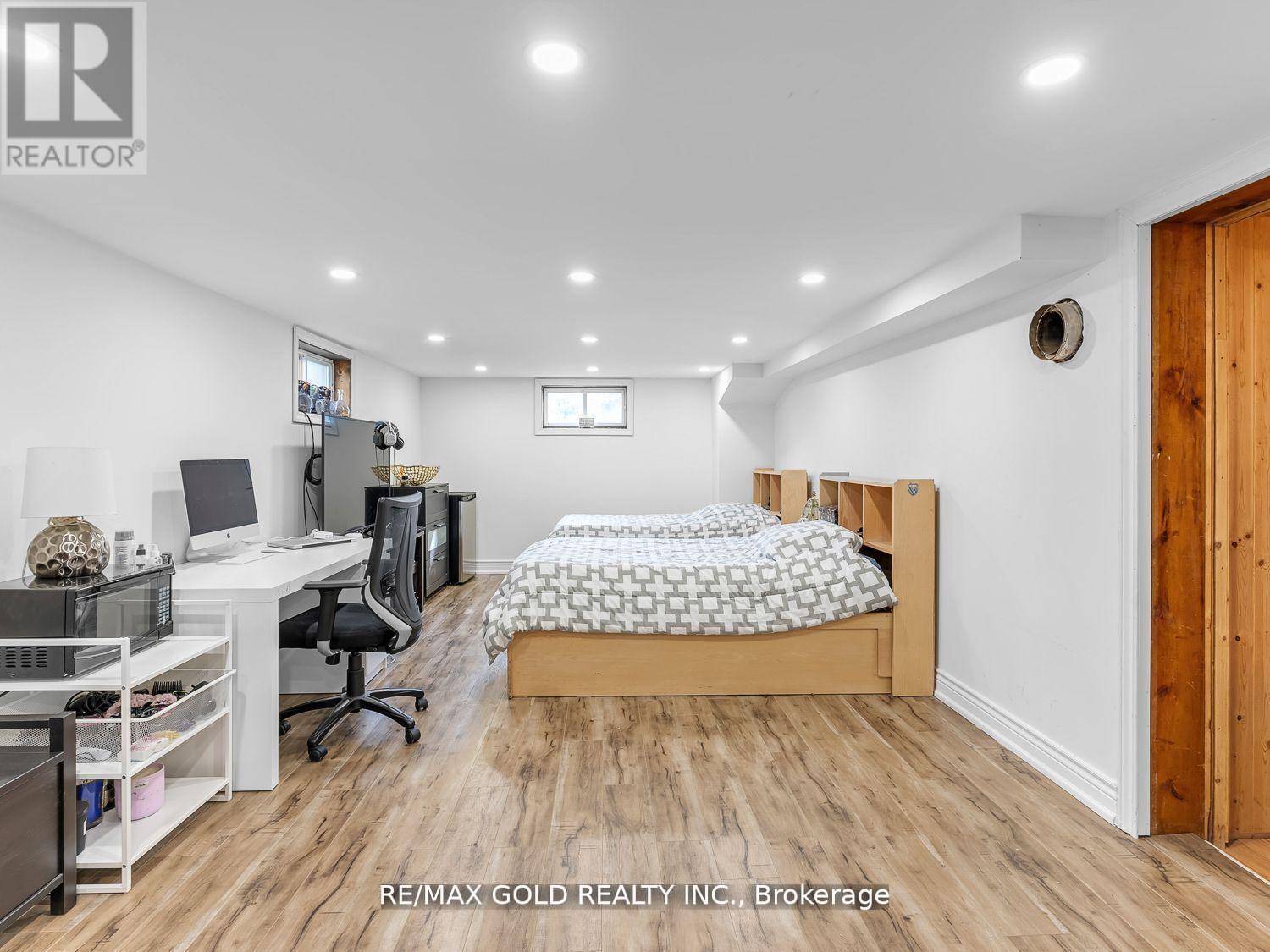 8017 Highway 7 S, Guelph/eramosa, Ontario  N1H 6H8 - Photo 13 - X12703236