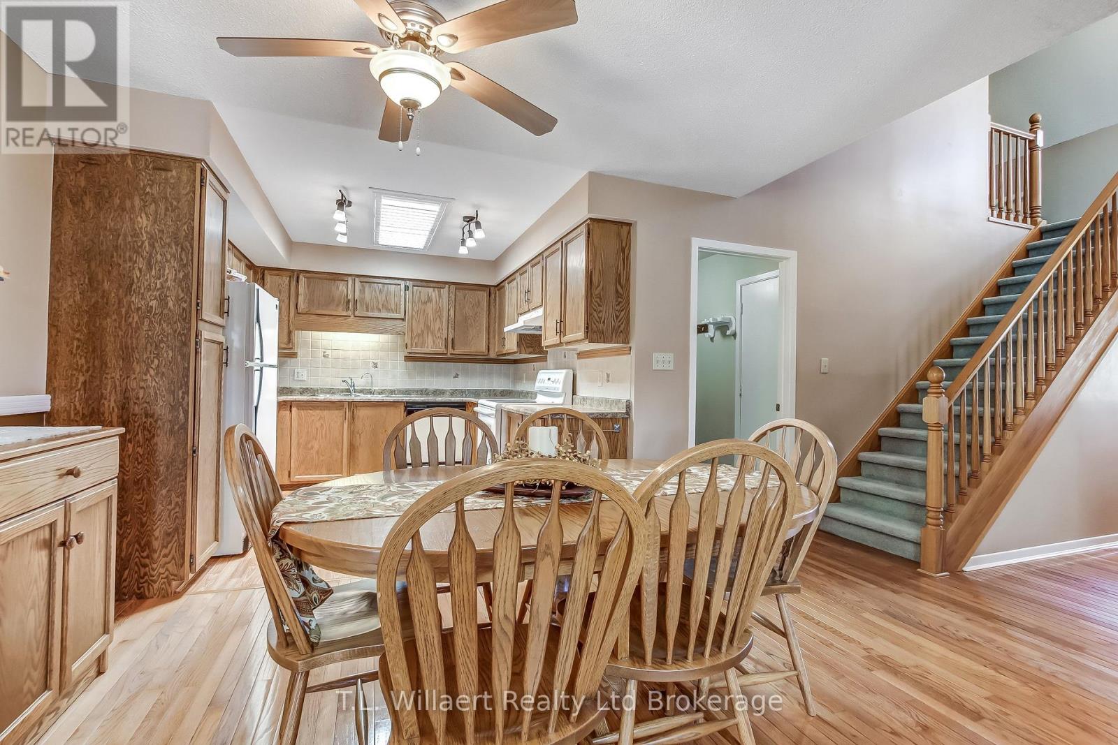 62 Edwin Crescent, Tillsonburg, Ontario  N4G 5H6 - Photo 10 - X12437621