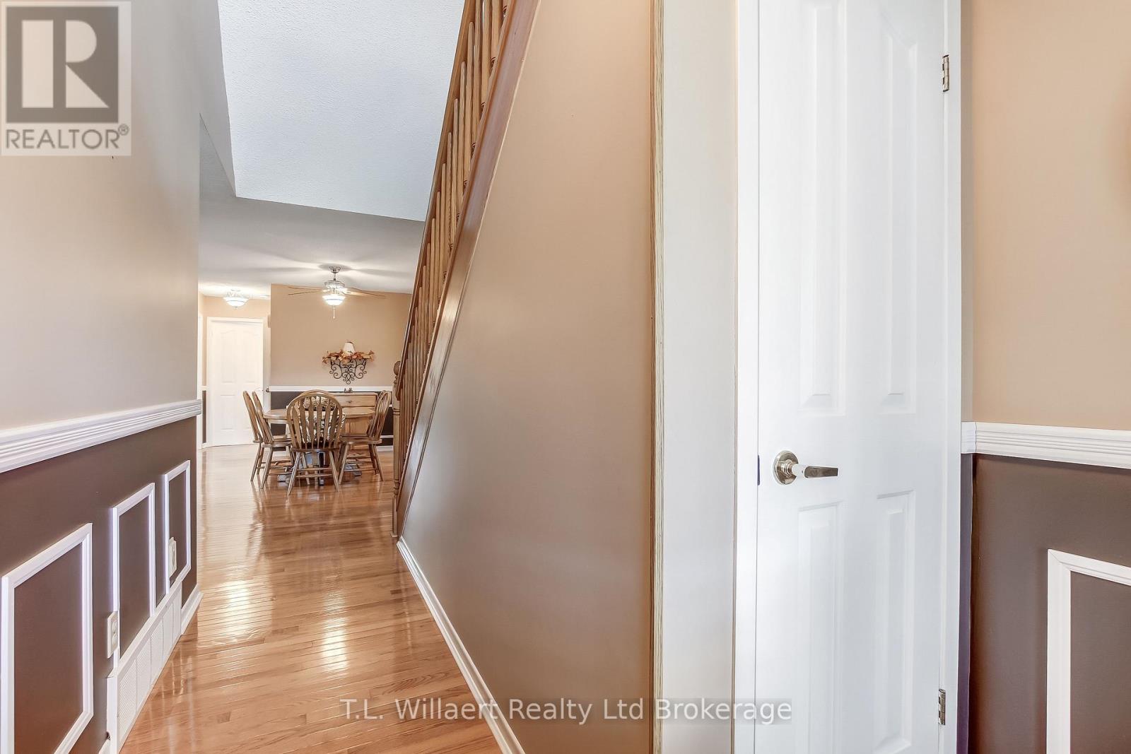 62 Edwin Crescent, Tillsonburg, Ontario  N4G 5H6 - Photo 5 - X12437621