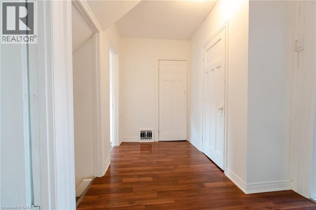 49 Province Street S, Hamilton, Ontario L8K 2K7 - Photo 14 - 40799319