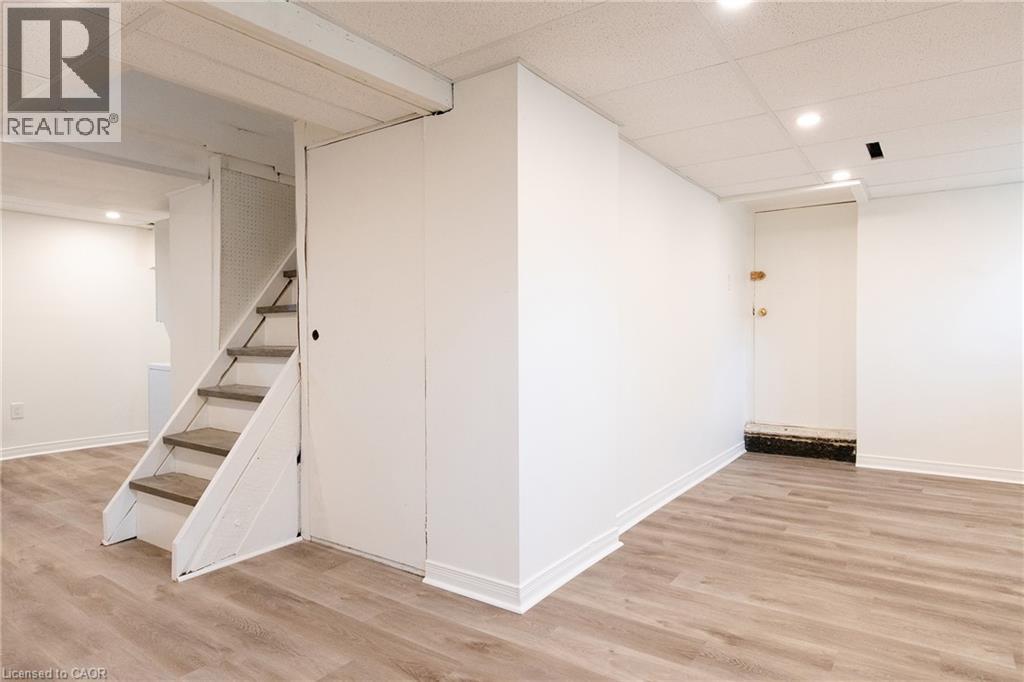 49 Province Street S, Hamilton, Ontario L8K 2K7 - Photo 19 - 40799319