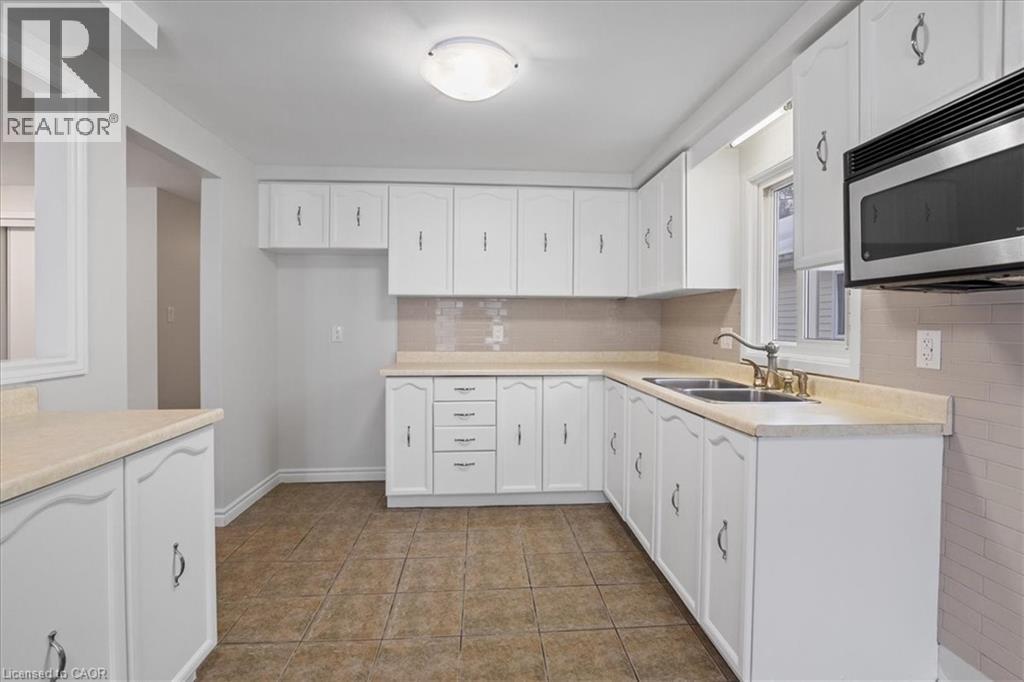 67 Old Carriage Drive, Kitchener, Ontario  N2P 1H5 - Photo 11 - 40799168