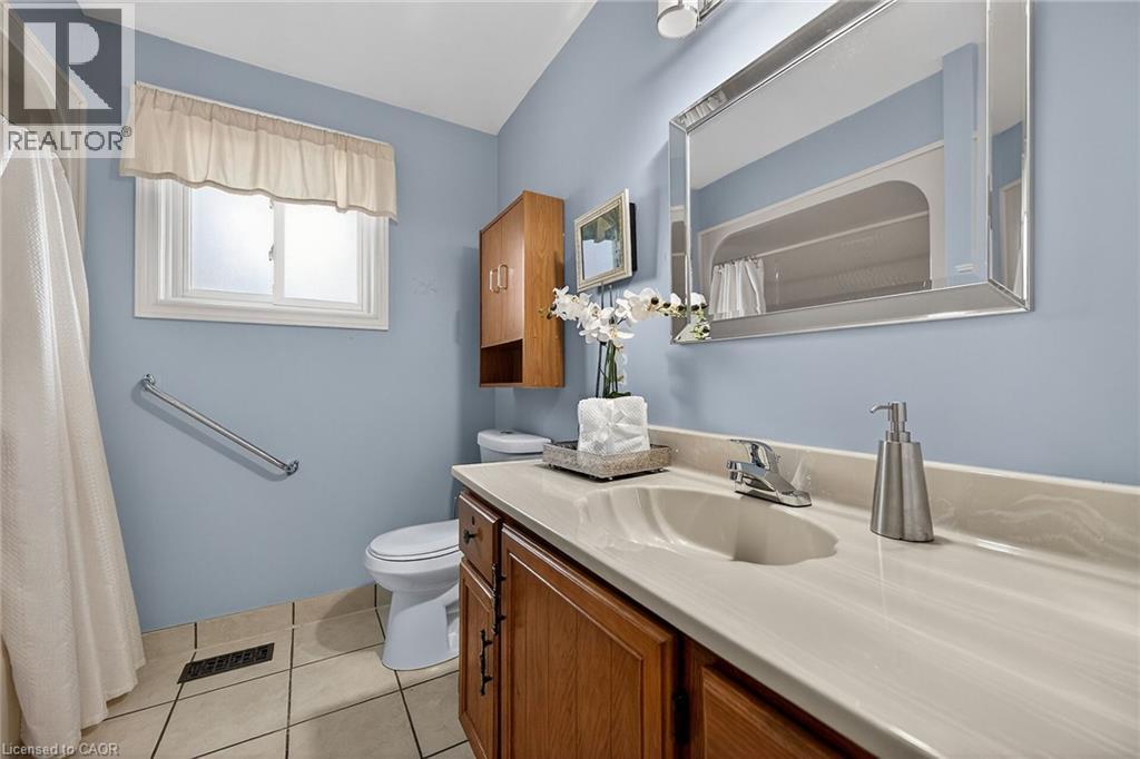 5083 Hartwood Avenue, Beamsville, Ontario  L3J 0A2 - Photo 14 - 40791031