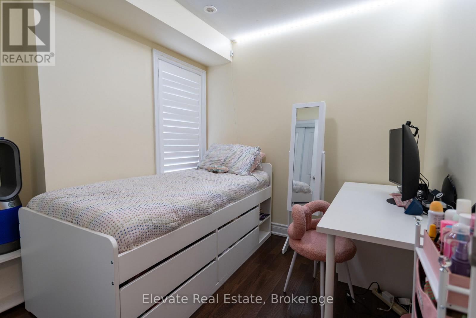 1 - 1 Hargrave Lane, Toronto, Ontario M4N 0A4 - Photo 14 - C12712398