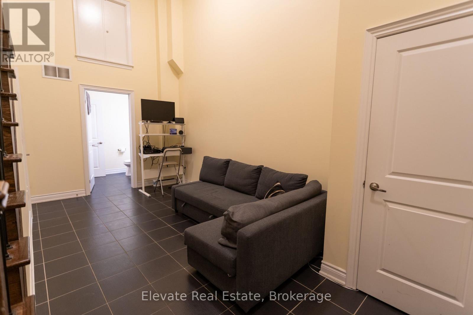 1 - 1 Hargrave Lane, Toronto, Ontario M4N 0A4 - Photo 33 - C12712398