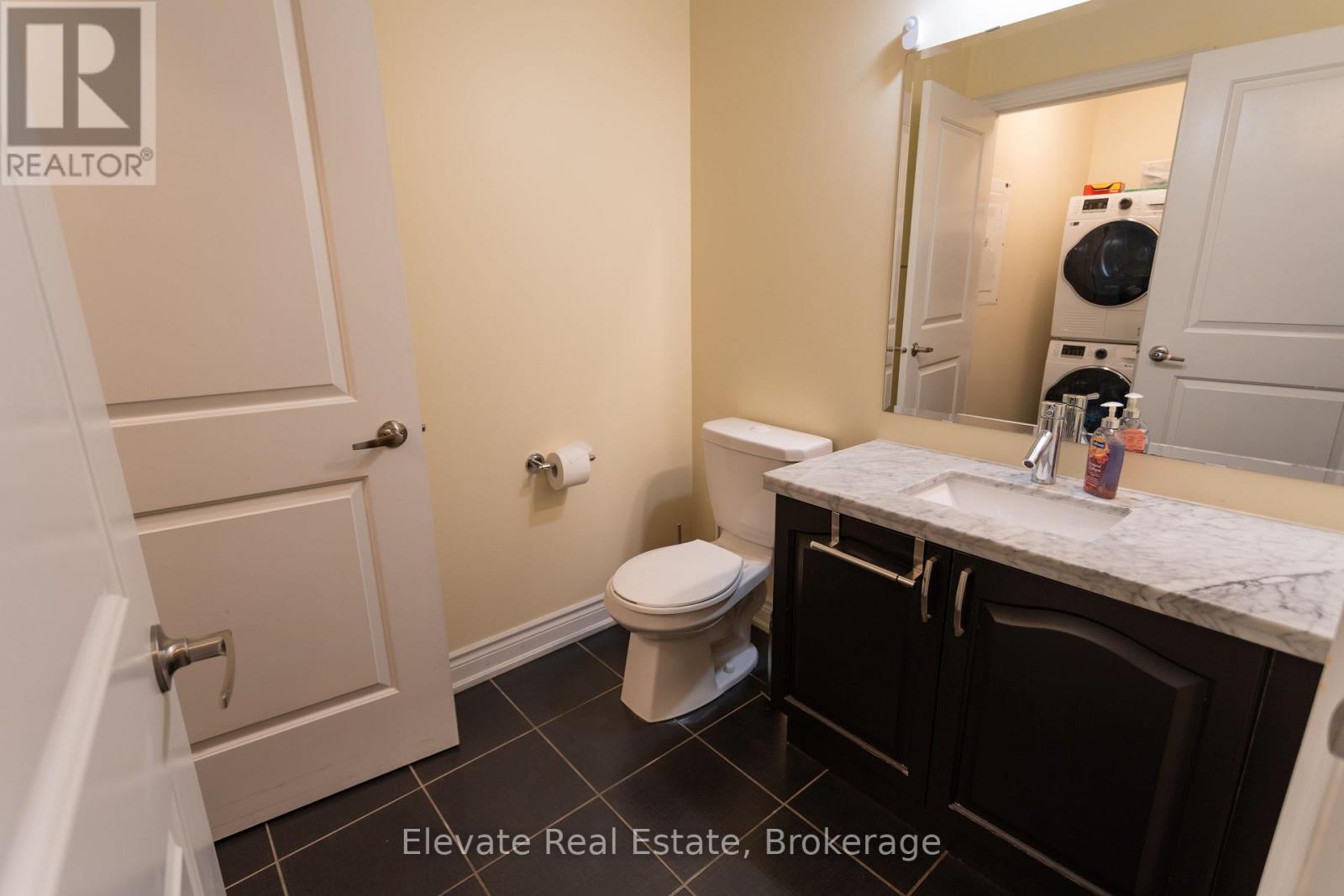 1 - 1 Hargrave Lane, Toronto, Ontario M4N 0A4 - Photo 35 - C12712398