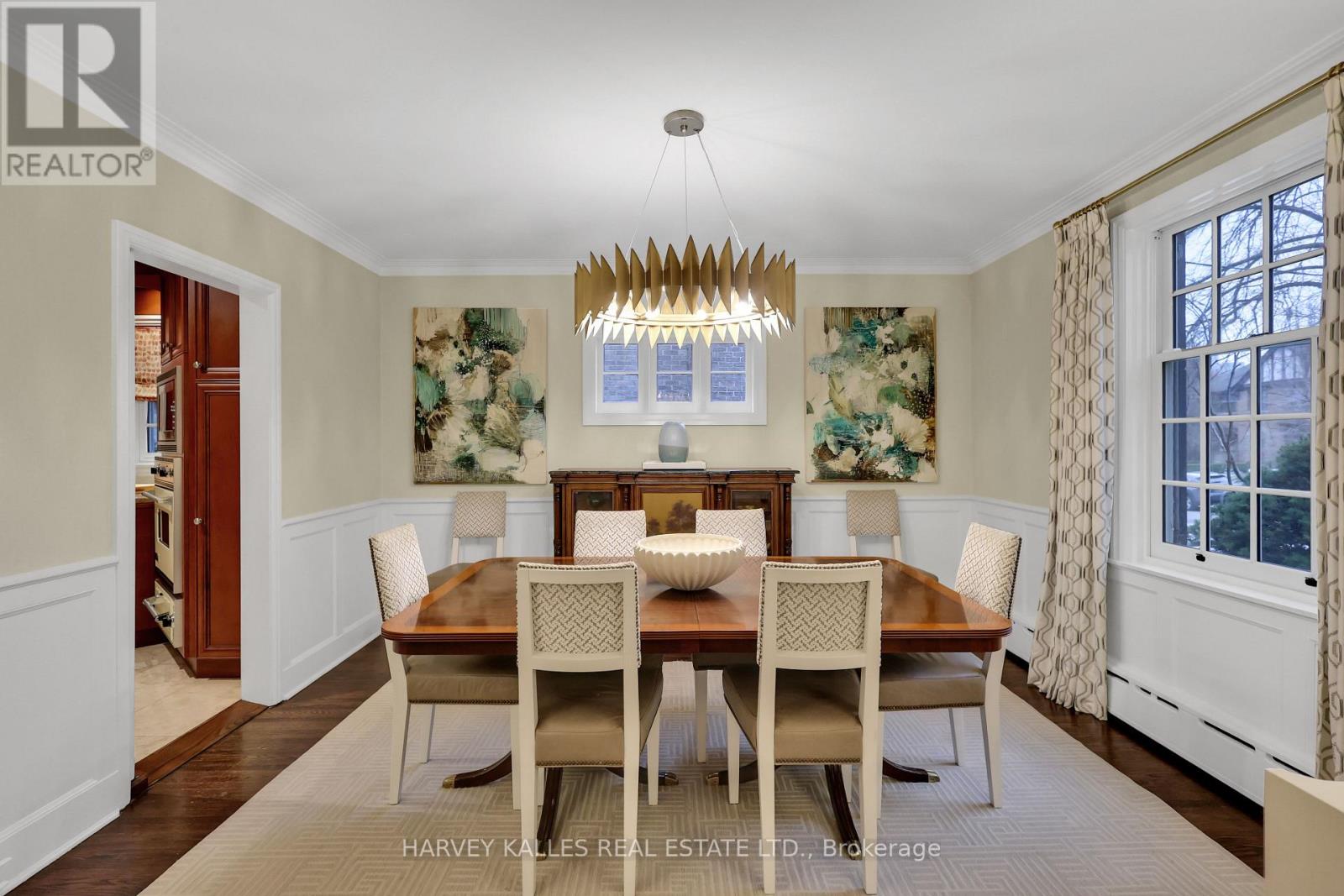 64 Hillhurst Boulevard, Toronto, Ontario  M5N 1N6 - Photo 4 - C12712414