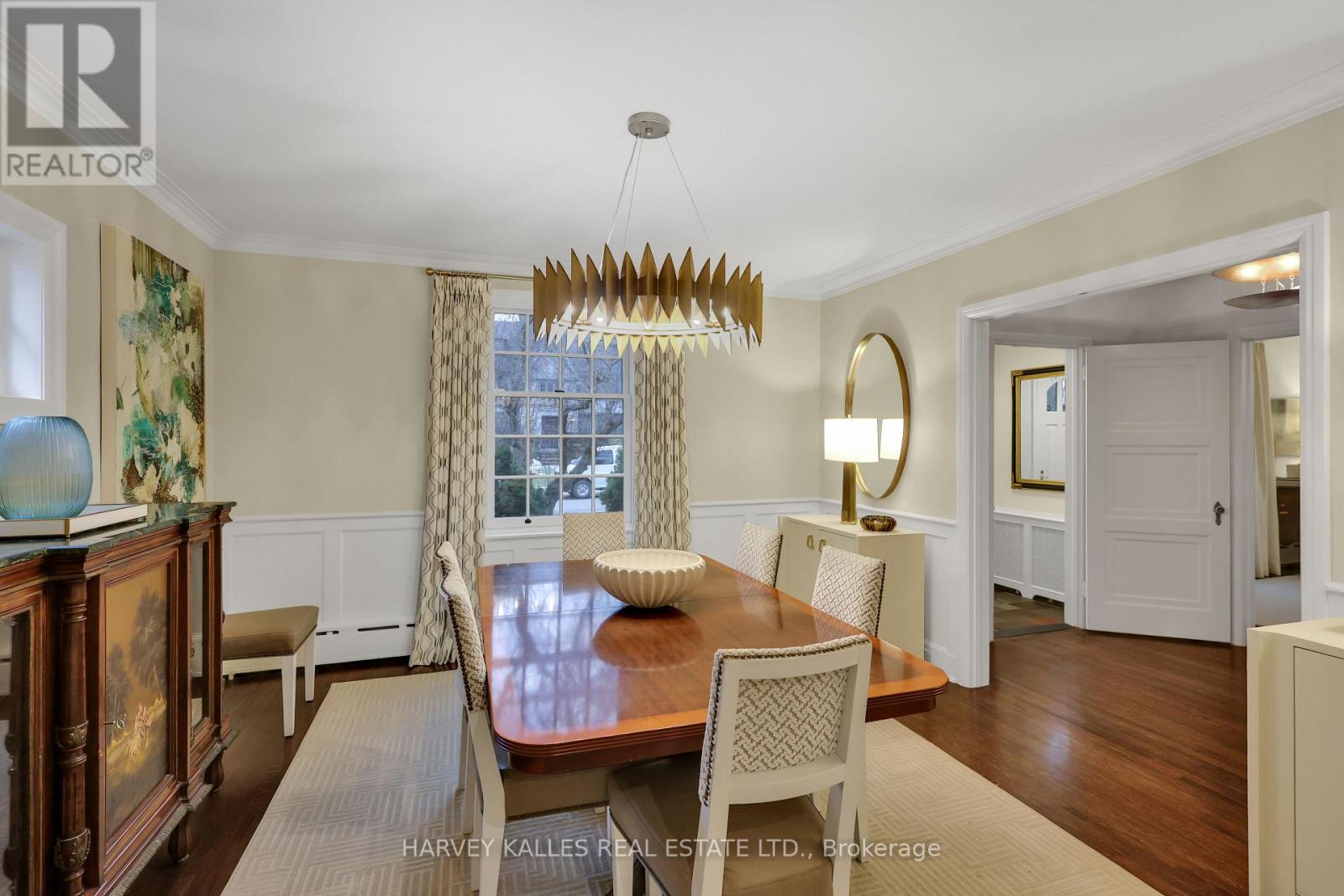 64 Hillhurst Boulevard, Toronto, Ontario  M5N 1N6 - Photo 5 - C12712414