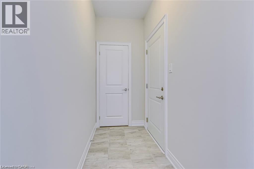 2273 Turnberry Road Unit# 8, Burlington, Ontario  L7M 2B2 - Photo 10 - 40798772