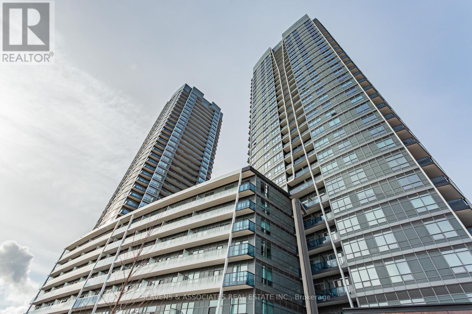 A719 - 30 UPPER MALL WAY, Vaughan, Ontario