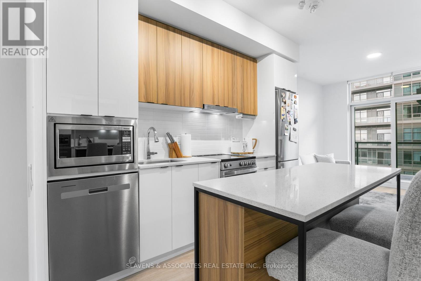 A719 - 30 Upper Mall Way, Vaughan, Ontario  L4J 0L7 - Photo 11 - N12712310