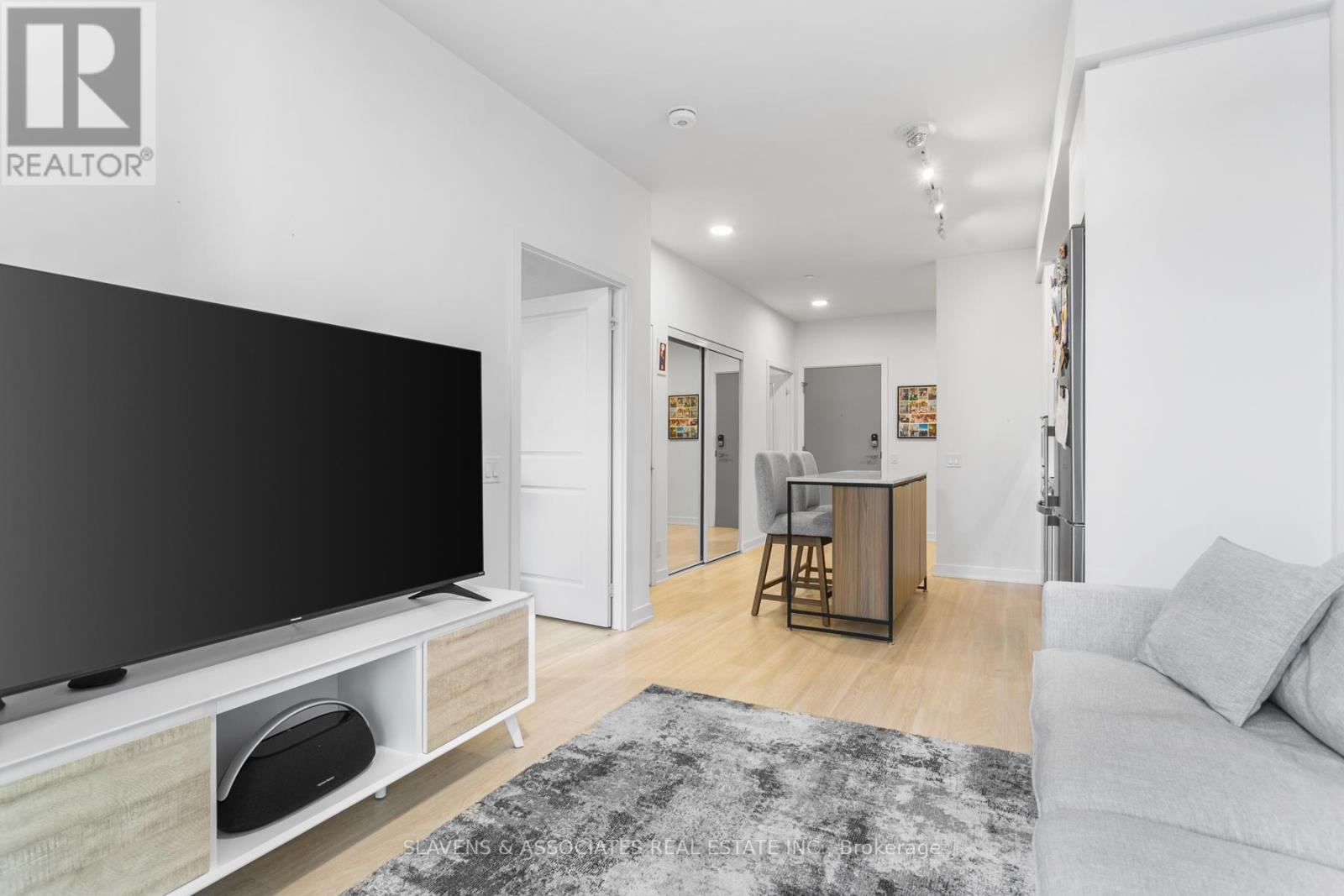 A719 - 30 Upper Mall Way, Vaughan, Ontario  L4J 0L7 - Photo 17 - N12712310