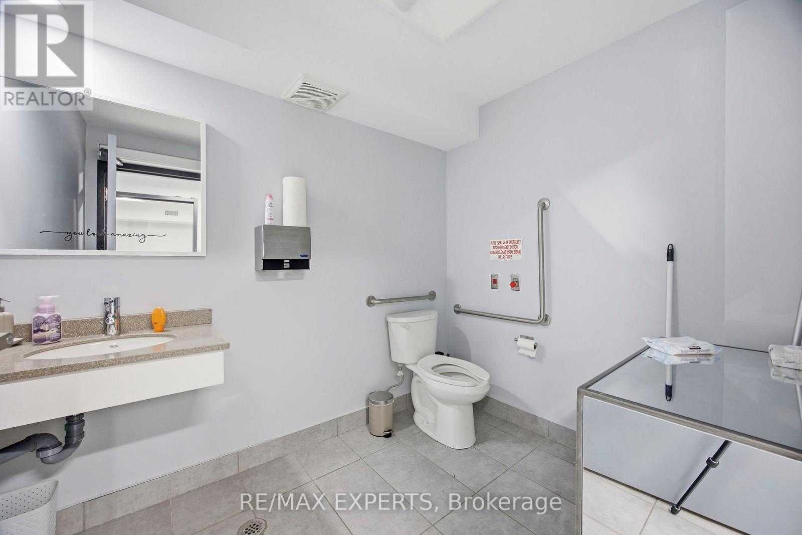 7 - 241 Edgeley Boulevard, Vaughan, Ontario  L4K 3Y5 - Photo 12 - N12712342