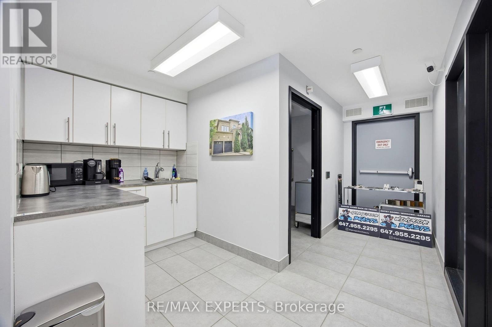 7 - 241 Edgeley Boulevard, Vaughan, Ontario  L4K 3Y5 - Photo 15 - N12712342