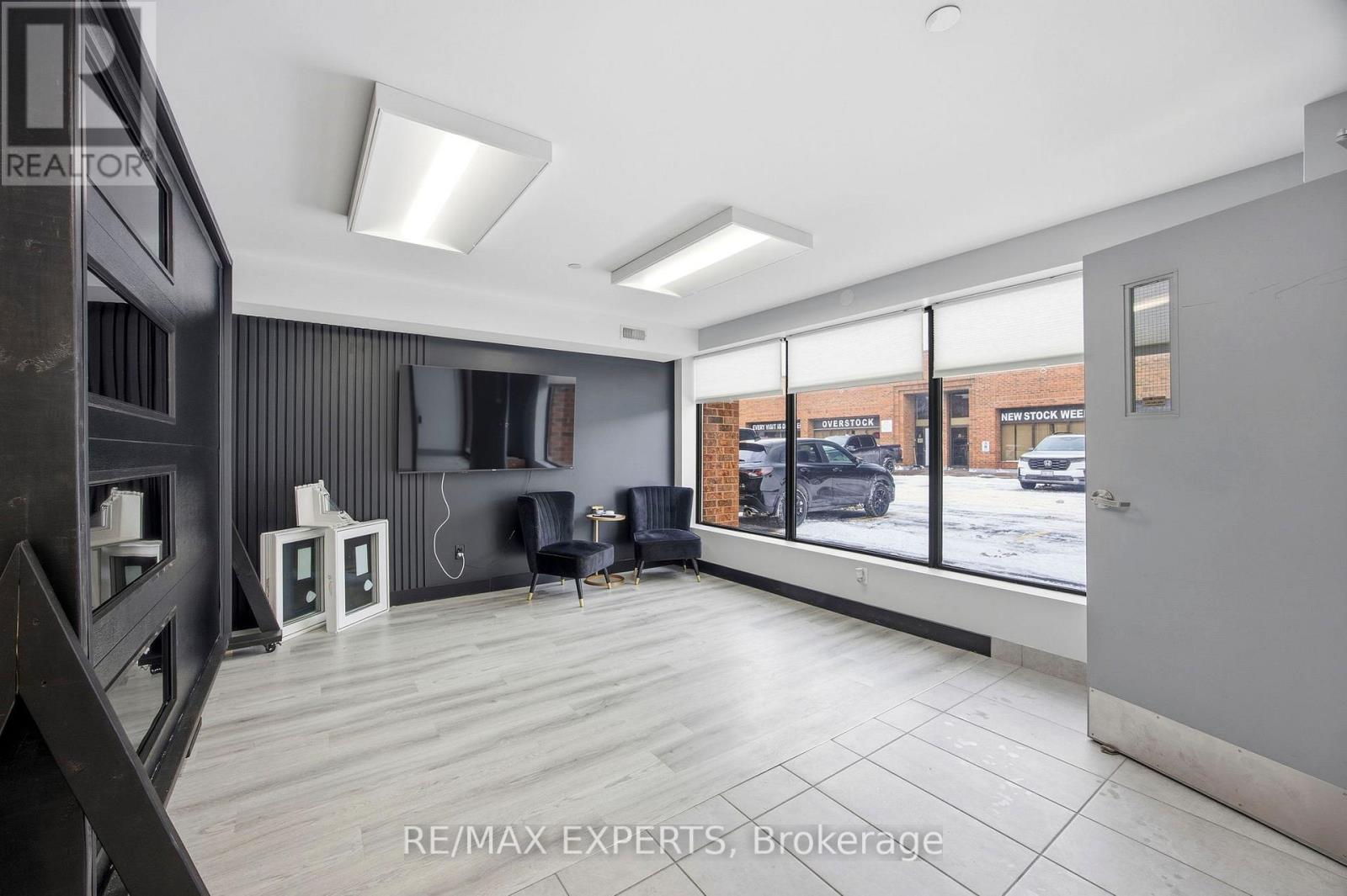 7 - 241 Edgeley Boulevard, Vaughan, Ontario  L4K 3Y5 - Photo 6 - N12712342