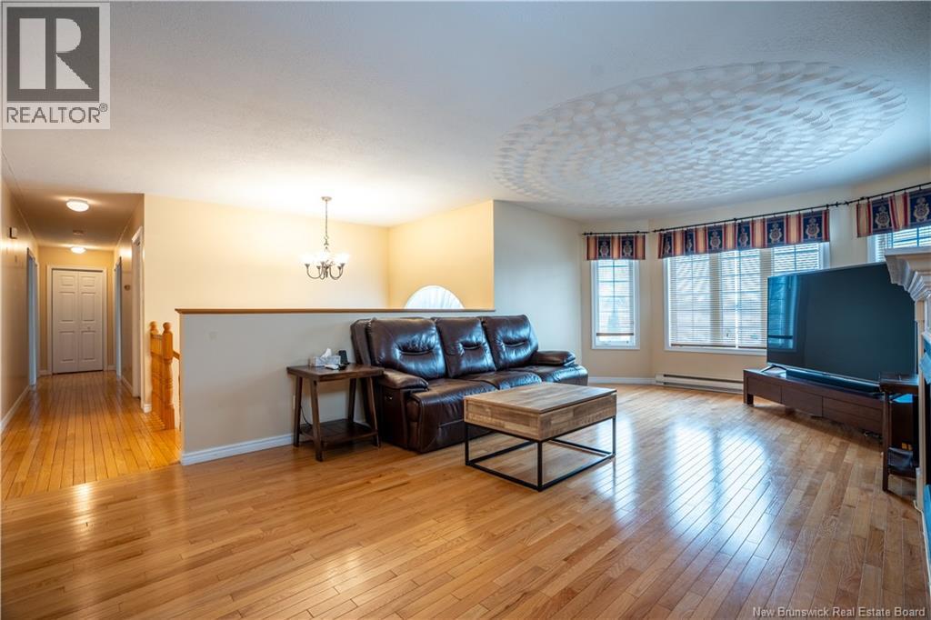 19 Loddington Street, New Maryland, New Brunswick  E3C 1M3 - Photo 5 - NB131935
