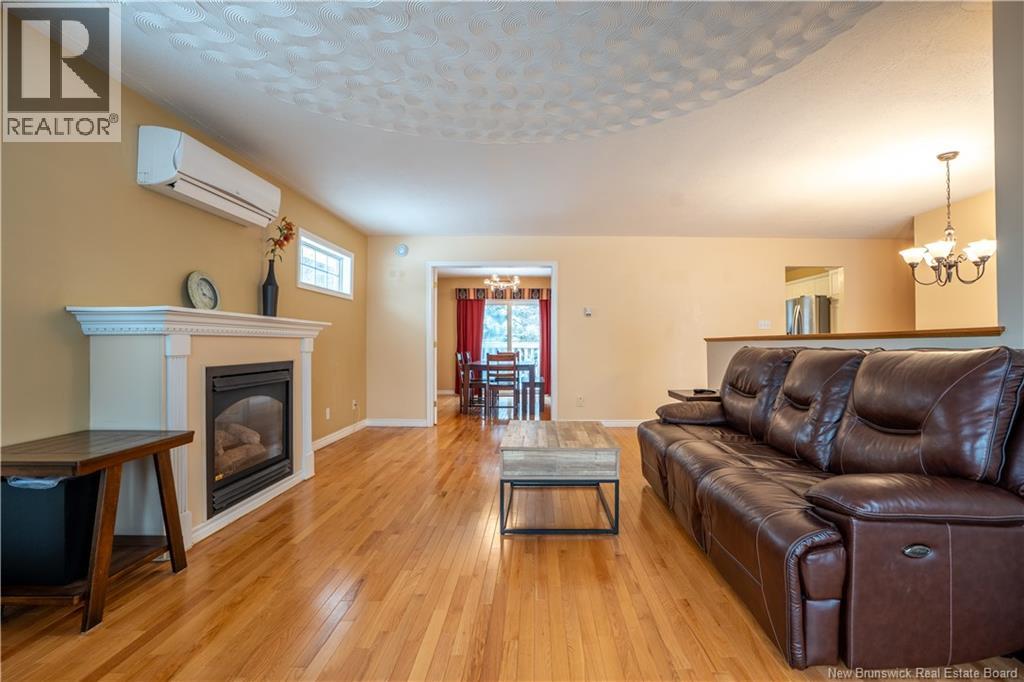 19 Loddington Street, New Maryland, New Brunswick  E3C 1M3 - Photo 6 - NB131935