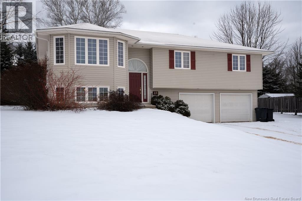 19 Loddington Street, New Maryland, New Brunswick  E3C 1M3 - Photo 2 - NB131935