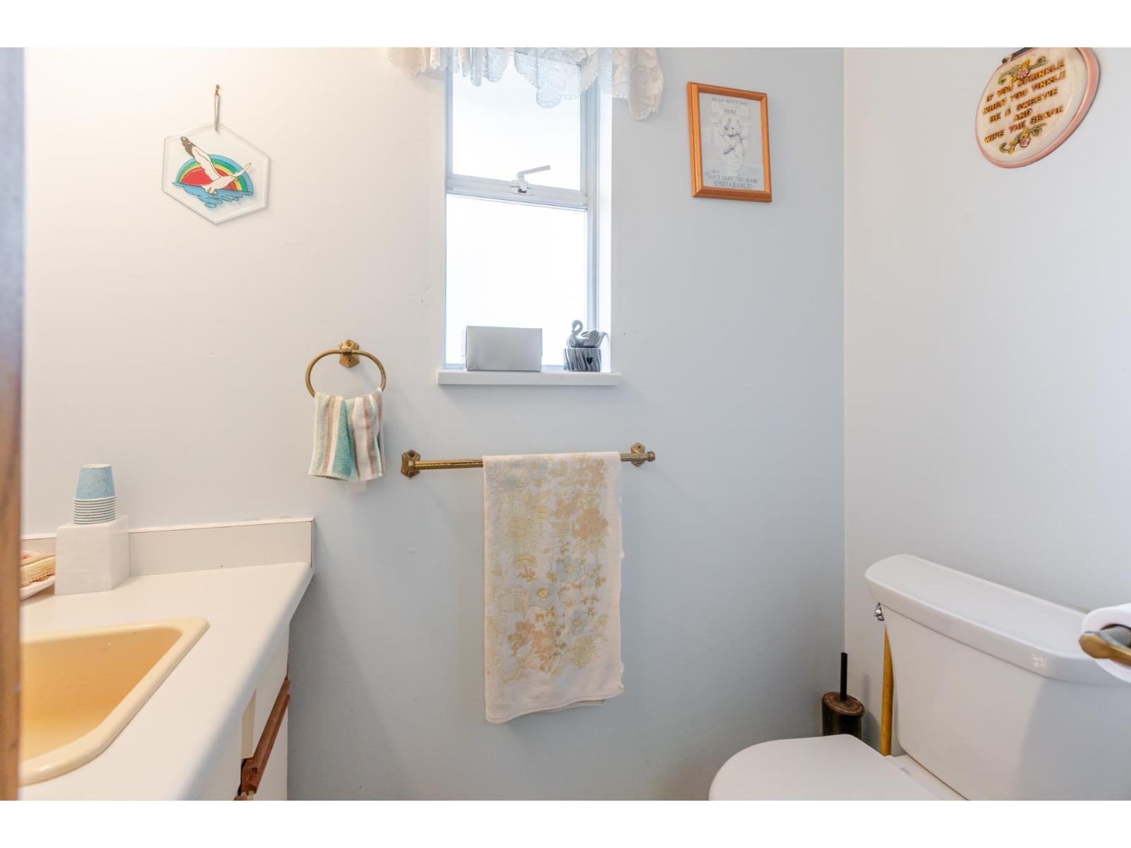 9820 156 Street, Surrey, British Columbia  V3R 4L3 - Photo 36 - R3081060