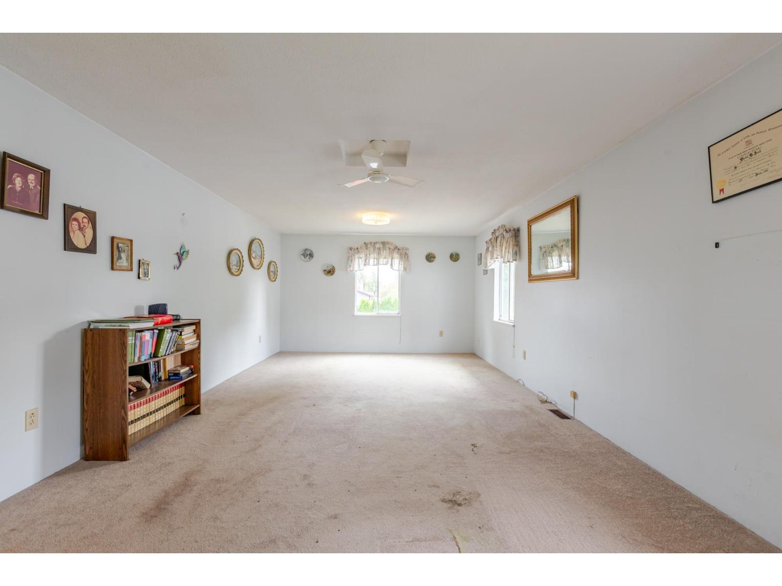 9820 156 Street, Surrey, British Columbia  V3R 4L3 - Photo 37 - R3081060