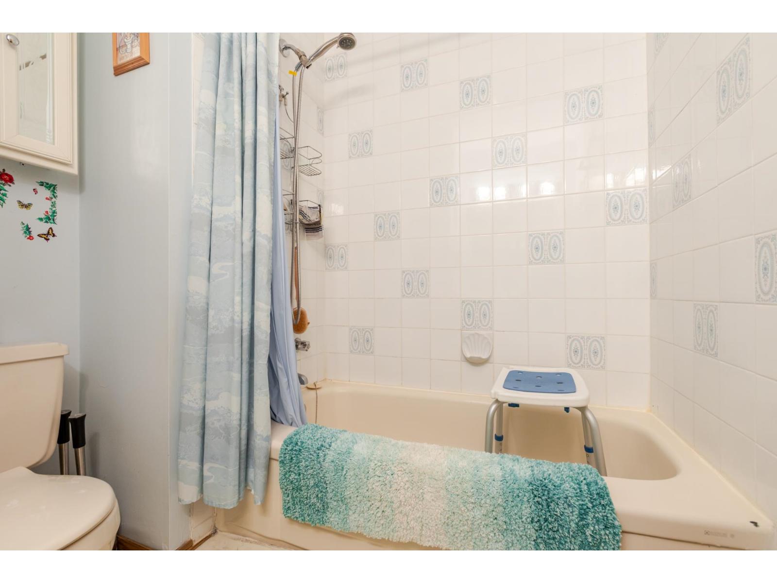 9820 156 Street, Surrey, British Columbia  V3R 4L3 - Photo 24 - R3081060