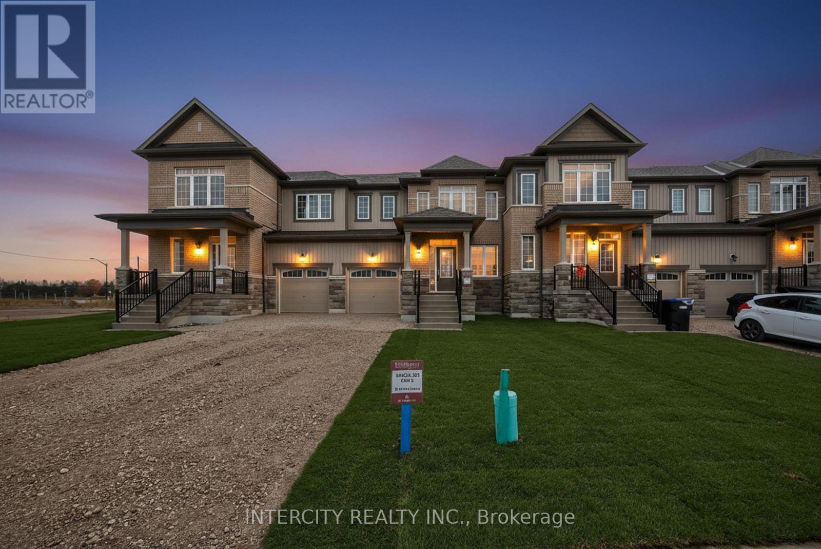 21 AVALON DRIVE, Wasaga Beach, Ontario