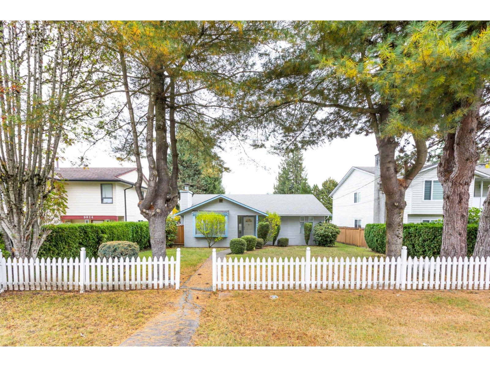 9820 156 Street, Surrey, British Columbia  V3R 4L3 - Photo 1 - R3081060