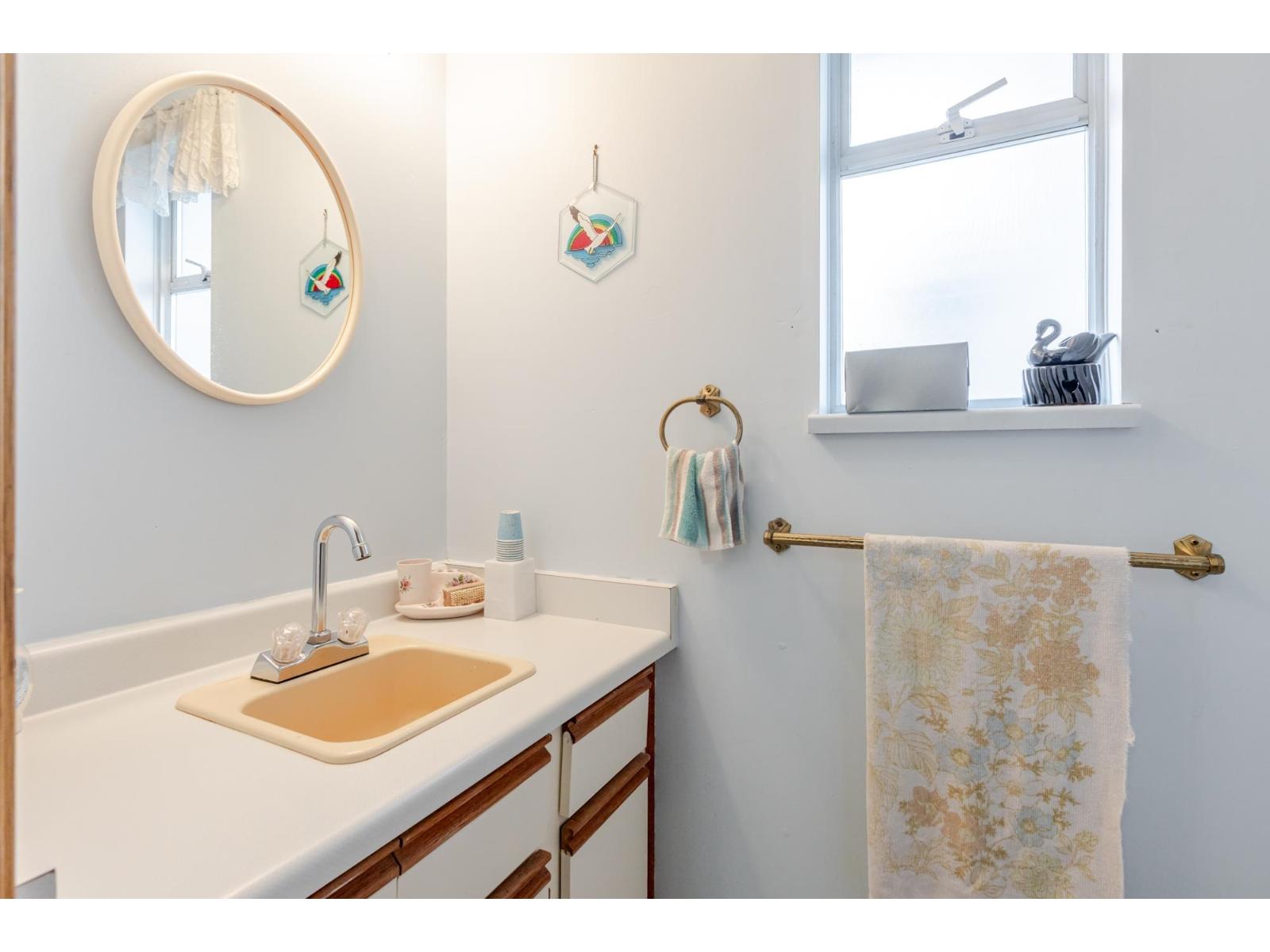 9820 156 Street, Surrey, British Columbia  V3R 4L3 - Photo 35 - R3081060