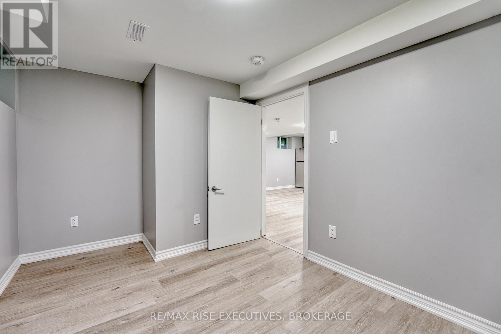 2 - 151 Dauphin Avenue, Kingston (Rideau), Ontario  K7K 6W3 - Photo 15 - X12712688