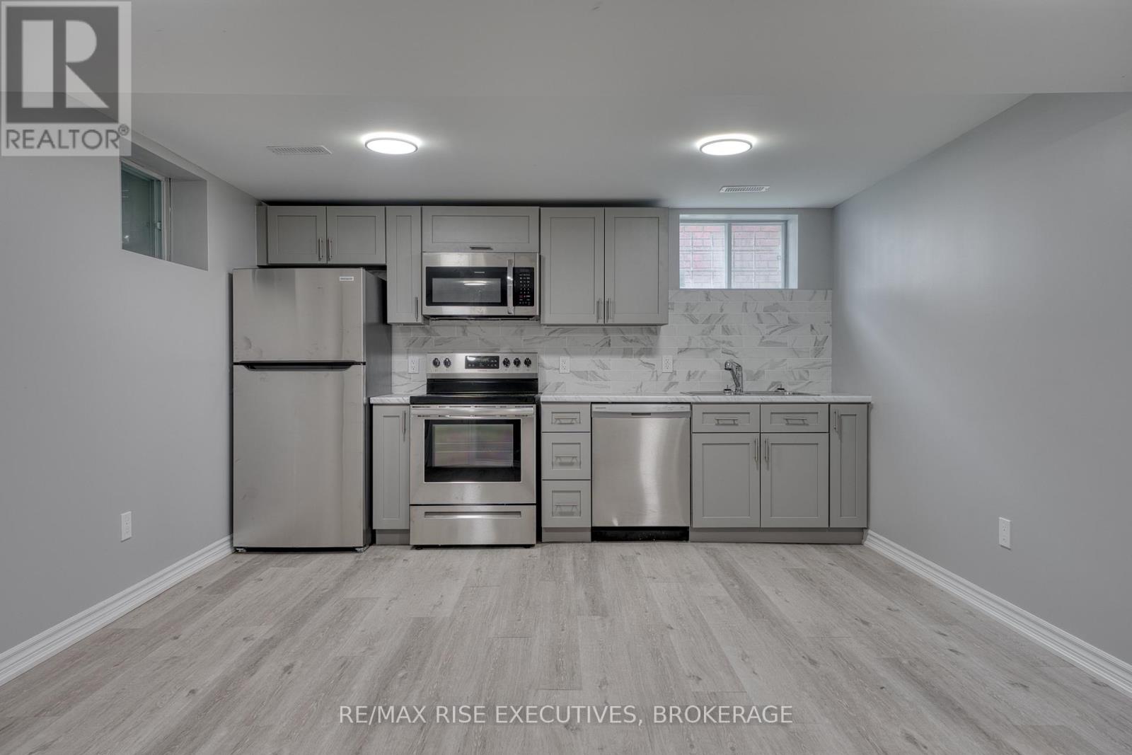 2 - 151 Dauphin Avenue, Kingston (Rideau), Ontario  K7K 6W3 - Photo 6 - X12712688